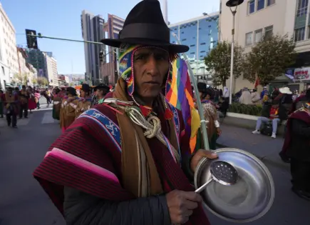 Aumentan protestas en Bolivia a tres meses de elecciones