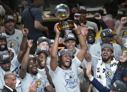 Pacers de Indiana rompen sequía de 25 años y llegan a las Finales de la NBA
