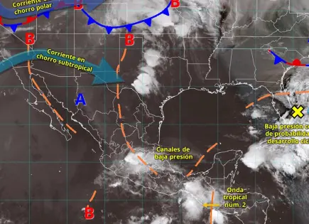 Onda tropical 2 intensifica lluvias y vientos en varios estados