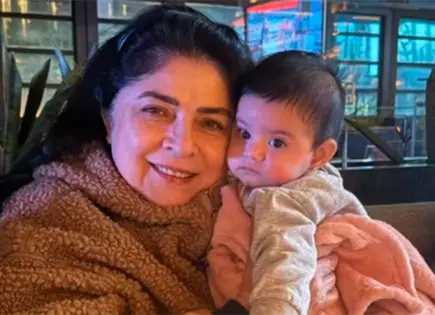 Victoria Ruffo celebra su cumpleaños en el escenario junto a su nieta Tessa