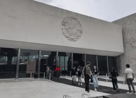 Cierre inesperado del Museo Nacional de Antropolog&iacute;a genera frustraci&oacute;n en turistas