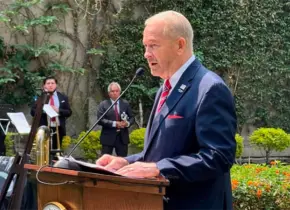 Embajada de China en México acusa a Ronald Johnson de difamación