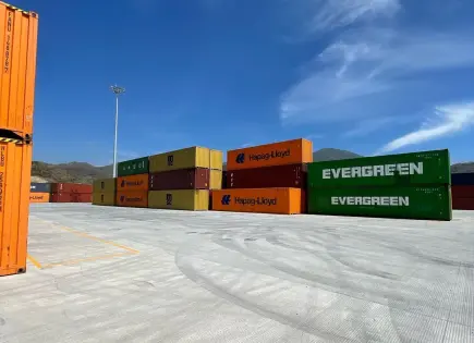 Manzanillo impulsa exportaciones con infraestructura portuaria sostenible