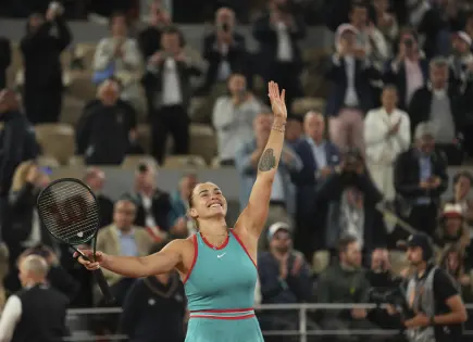 Sabalenka derrota a Swiatek y avanza a final de Roland Garros
