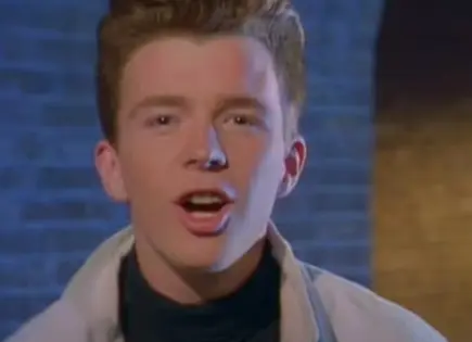 Rick Astley rompe récord: "Never Gonna Give You Up" supera mil millones de reproducciones en Spotify