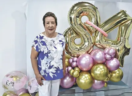 ROSY ¡EJEMPLO DE FORTALEZA!