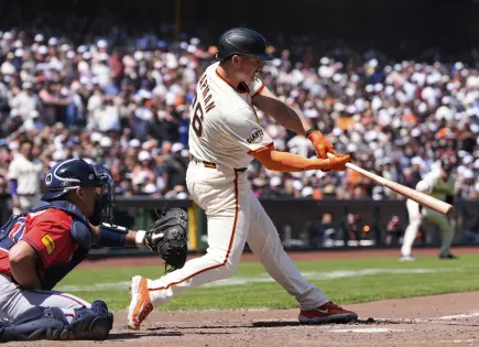 Gigantes de San Francisco se imponen a Bravos con jonrón clave