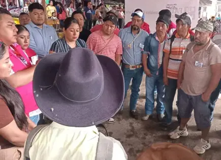 Delegada de Bienestar integra comités a su gusto