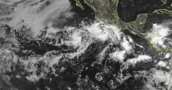 Huracán Bárbara amenaza costa mexicana