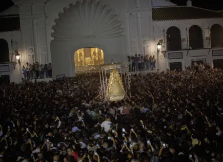 Sudor, lágrimas y devoción: La peregrinación de El Rocío en Andalucía