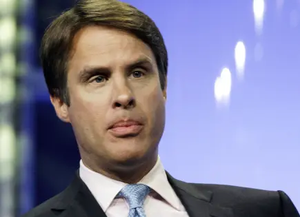 Terry Moran de ABC News suspendido por críticas a Stephen Miller