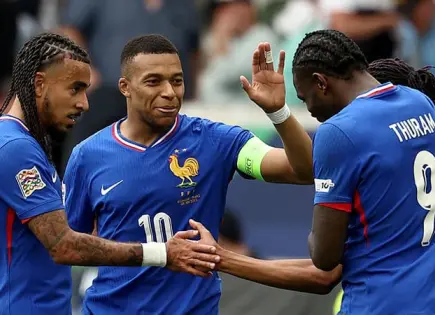 Mbappé conduce a Francia a la victoria
