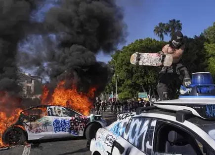 Militares reprimen protestas