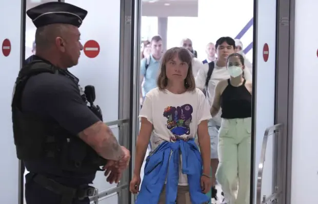Greta Thunberg deportada por Israel tras incautar barco en Gaza