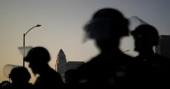 Corresponsal de CNN detenido durante protestas en Los Ángeles