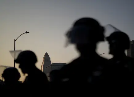 Corresponsal de CNN detenido durante protestas en Los Ángeles