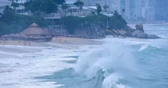 "Bárbara" ya es huracán categoría 1