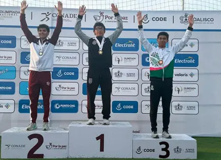 Brilla Marco García en Olimpiada Nal.
