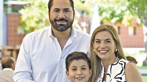 CARLOS ¡ALEGRÍA Y DIVERSIÓN!