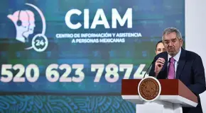 Detienen en LA a 42 mexicanos