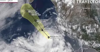 Huracán Bárbara alcanza categoría 1 en el Pacífico mexicano