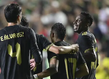 México gana con garra, pero aún queda a deber