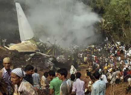 Fotos | Avionazo en la India; mueren más de 200 pasajeros