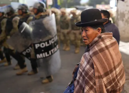 Muerte de policías en Bolivia desencadena acciones de militares para restablecer orden