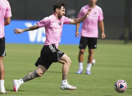 Messi y compa&ntilde;&iacute;a se enfrentan en Mundial de Clubes