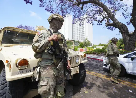 Marines se despliegan en Los Ángeles para proteger propiedades federales
