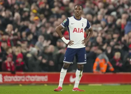 Tottenham firma a Mathys Tel con contrato hasta 2031