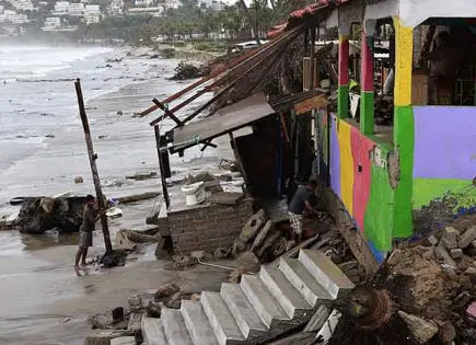 Tormenta tropical Dalila provoca lluvias en varias regiones de México