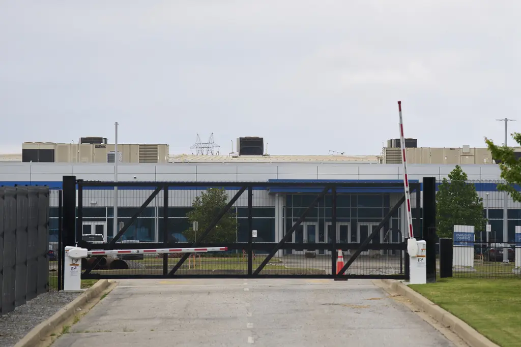 Elon Musk enfrenta demanda por contaminación de supercomputadora