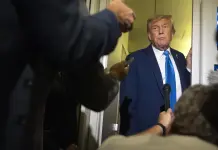 Trump considera entrar en conflicto con Irán