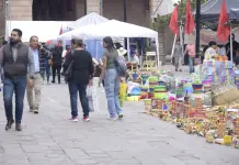 Comercio informal en zona centro est&aacute; controlado: Galindo