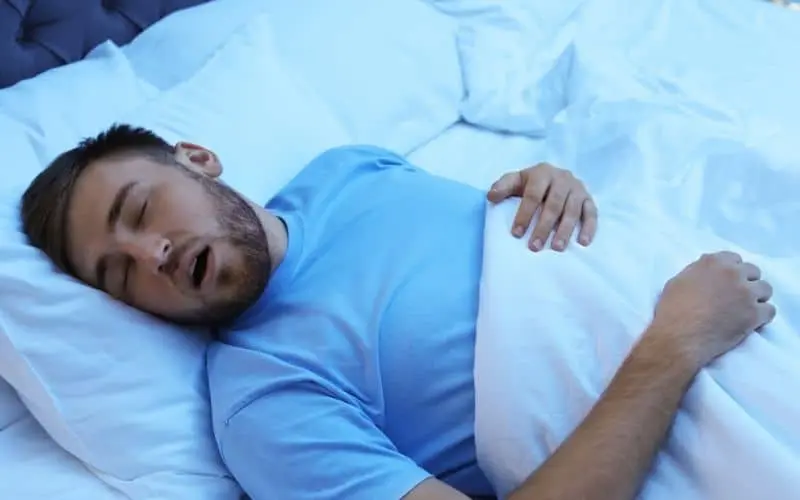 ¿Quién tiene más riesgo de sufrir apnea?