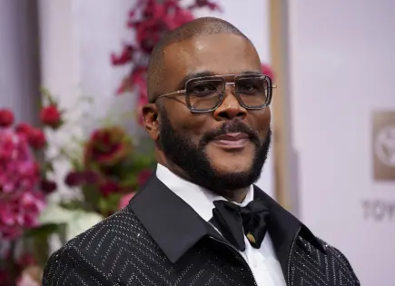 Actor de The Oval demanda a Tyler Perry por agresión sexual y acoso