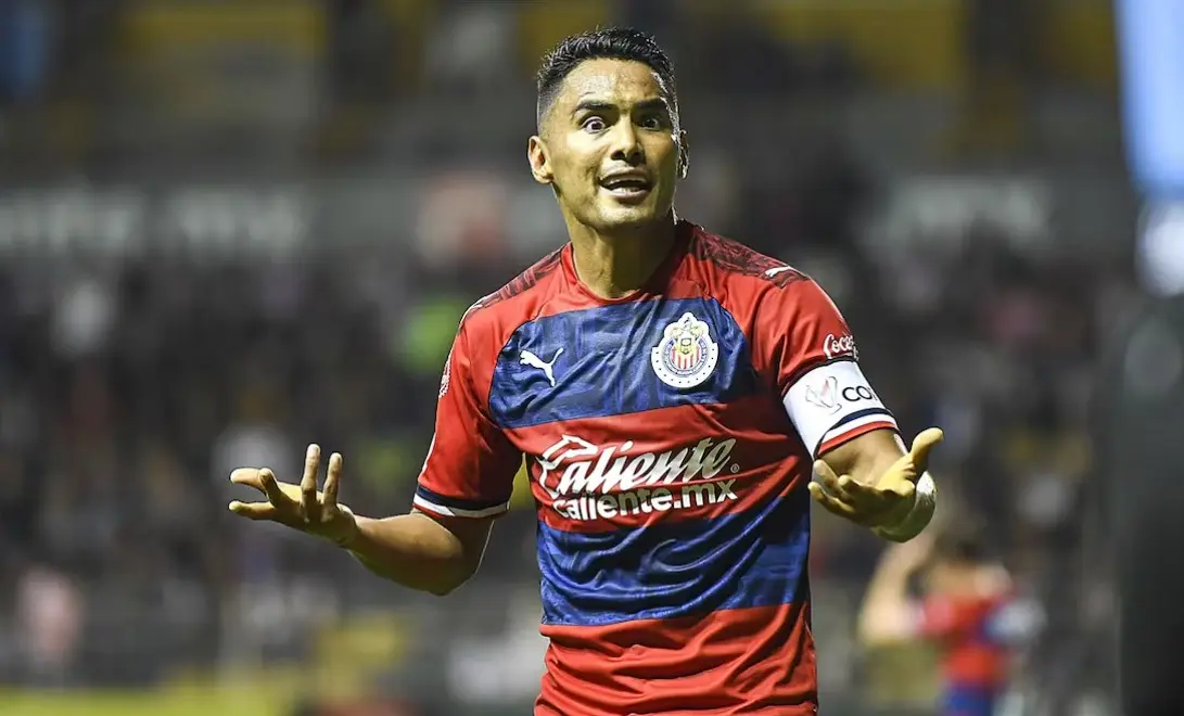 Gallito Vázquez cuelga los botines tras 18 años de carrera