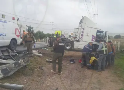 Un trailero lesionado en choque sobre la 57
