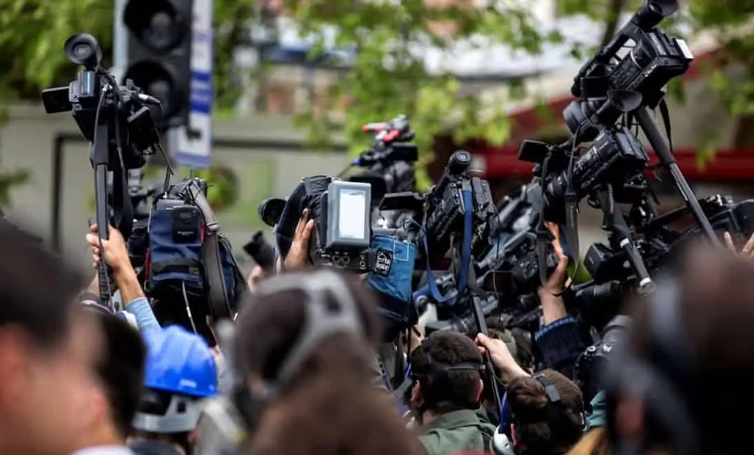 Periodistas no están exentos de cometer violencia política