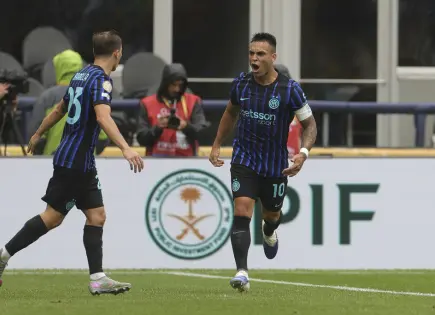 Lautaro y Carboni salvan al Inter del Urawa Red Diamonds Lautaro y Carboni salvan al Inter del Urawa Red Diamonds
