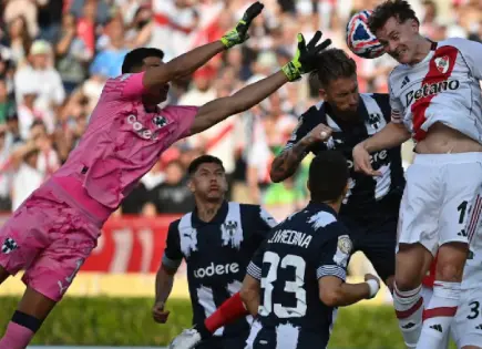 River y Rayados empatan sin goles en duelo clave del Mundial de Clubes