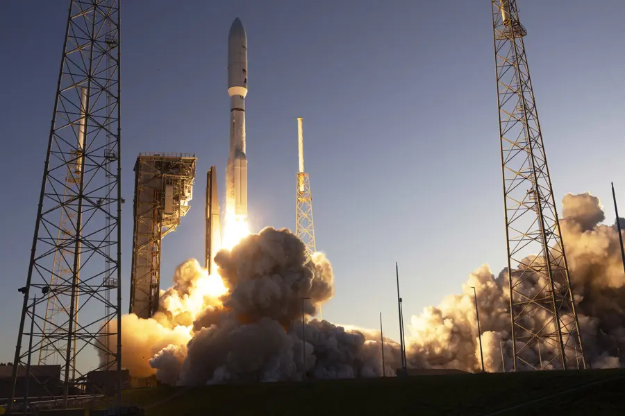 Amazon lanza al espacio satélites del Proyecto Kuiper para internet de alta velocidad