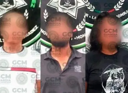 Por golpear a sus parejas acaban arrestados