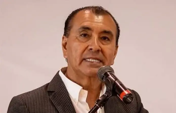 Suspenden clases en nivel básico