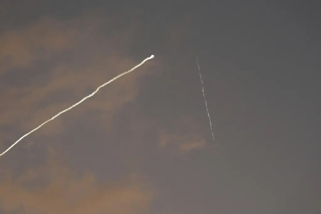 Israel sufre ataque de misiles iraníes a pesar del anunciado alto al fuego