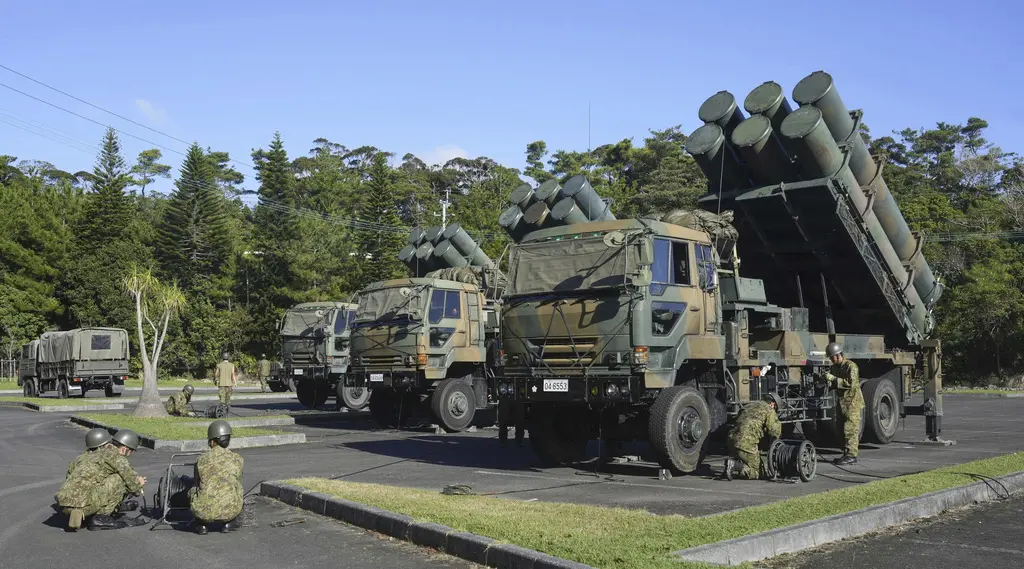 Japón realiza histórica prueba de misiles en su territorio