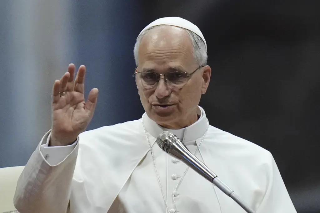 Papa León XIV anima a seminaristas a ser alegres y honestos