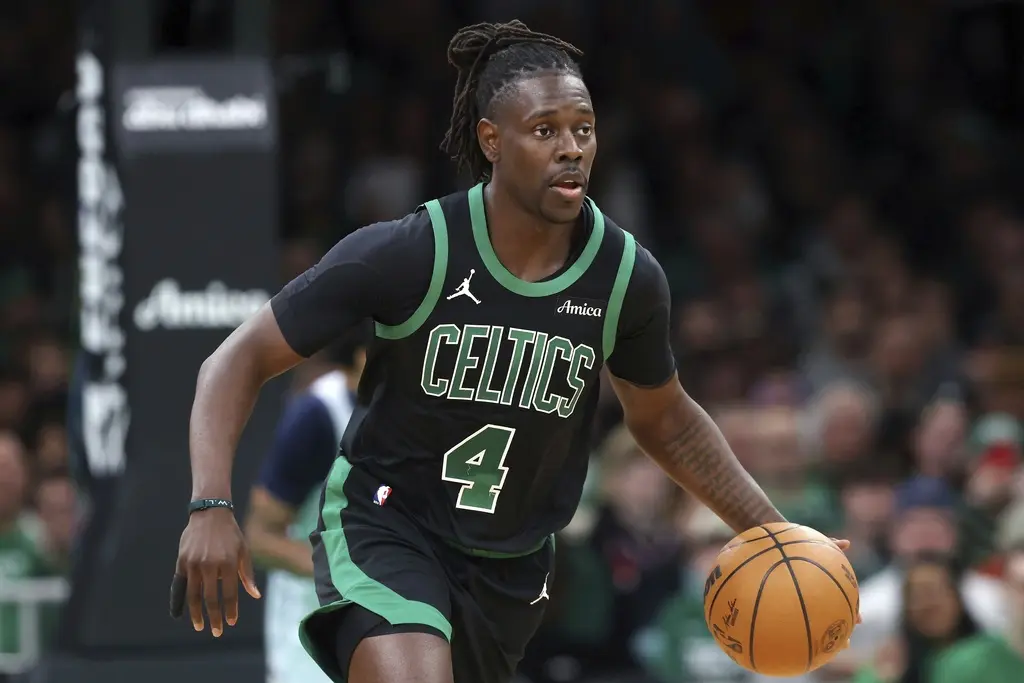 Celtics envían a Jrue Holiday de regreso a Trail Blazers