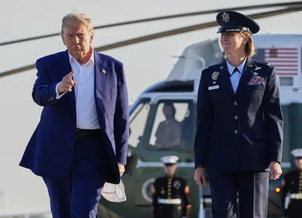 Trump dice que su compromiso con la garantía de defensa mutua de la OTAN "depende de su definición"
